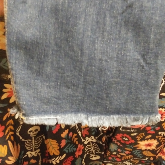 NWT Old Navy Rockstar Skinny Jeans Plus Size 30 Long - Picture 5 of 5